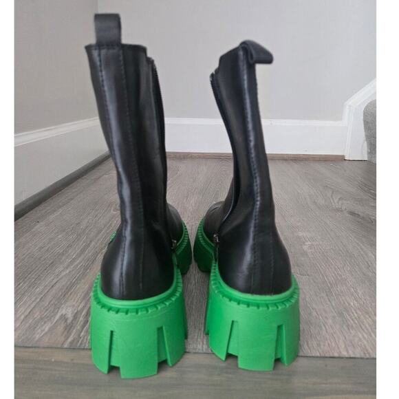 New Steve Madden Chunky Green Lug Sole Chelsea Boots size 39 - Picture 5 of 6